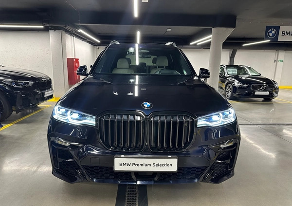 BMW X7 cena 389000 przebieg: 101000, rok produkcji 2019 z Skalbmierz małe 742
